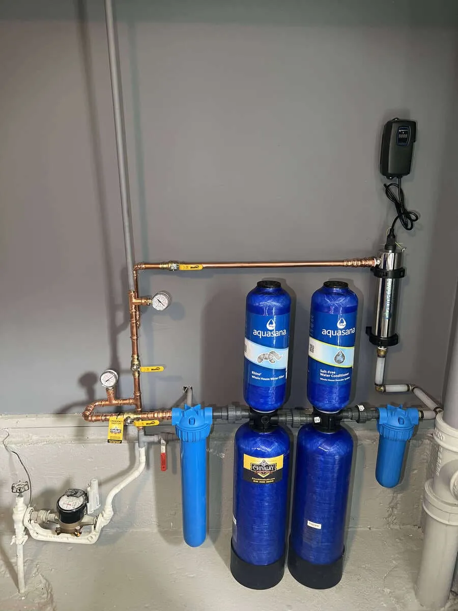 Boiler pressure gauge being checked for recurring pressure loss in Wantagh, NY.
